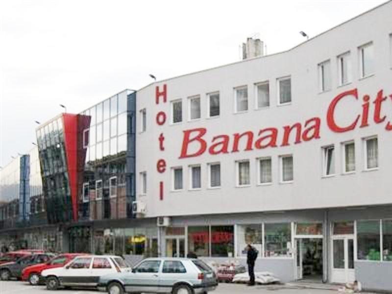 סראייבו Banana City Hotel מראה חיצוני תמונה